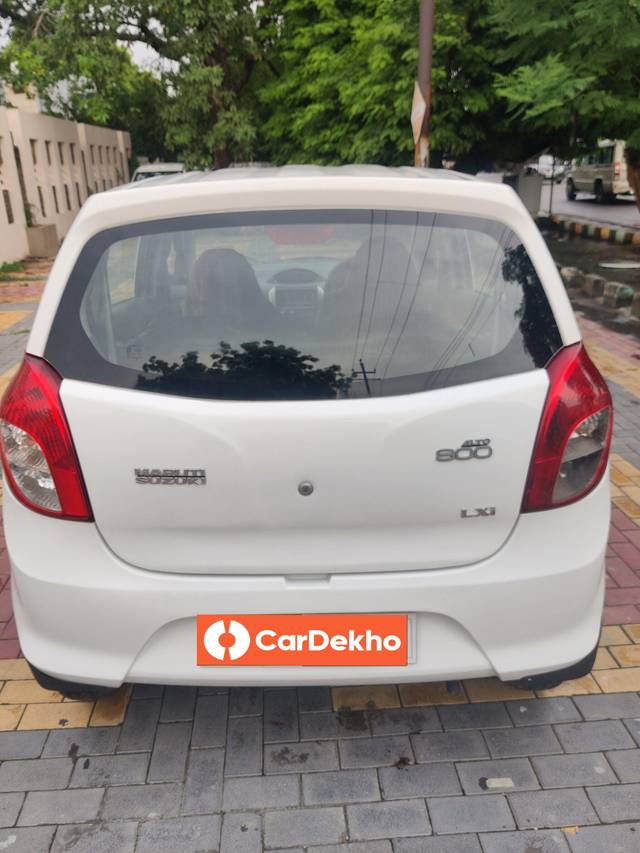 https://images10.gaadi.com/usedcar_image/3569350/original/processed_img2865523~used_car_2865523_1694171722.jpg?imwidth=6402