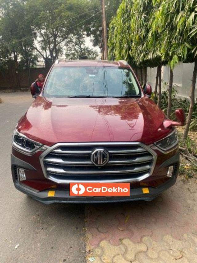 https://images10.gaadi.com/usedcar_image/3569355/original/processed_4e377850-ce83-4f10-98c0-07c9158c4ba9.jpeg?imwidth=6400