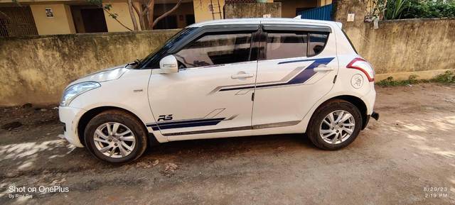 https://images10.gaadi.com/usedcar_image/3569489/original/processed_51e3ef3a-fb04-4939-bc2c-39f83cfc3bec.jpg?imwidth=6402
