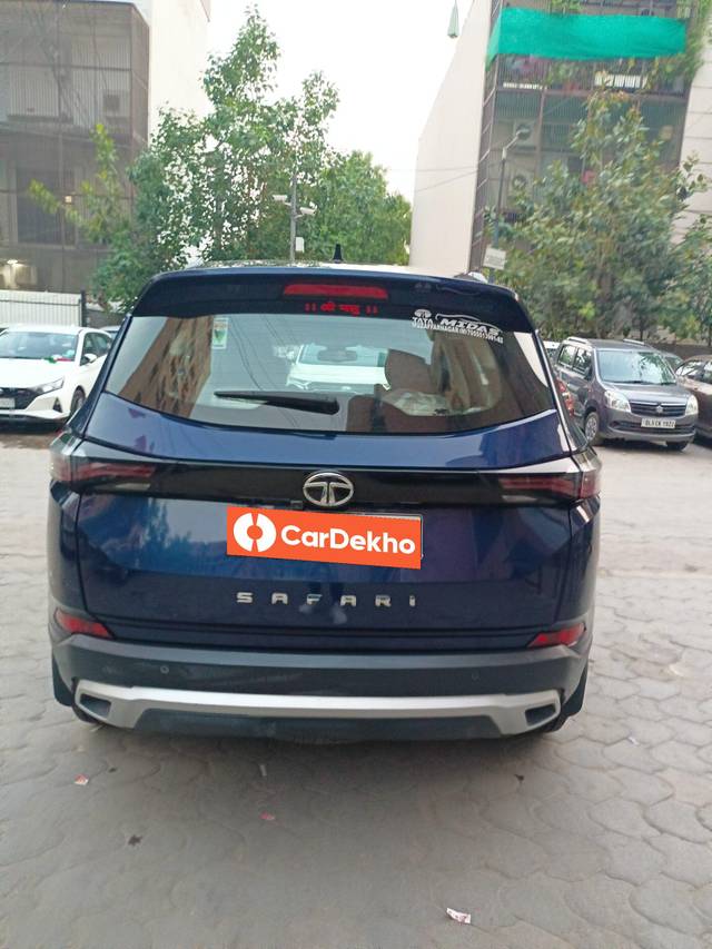 https://images10.gaadi.com/usedcar_image/3569671/original/processed_img2865738__used_car_2865738_1694190218.jpg?imwidth=6402