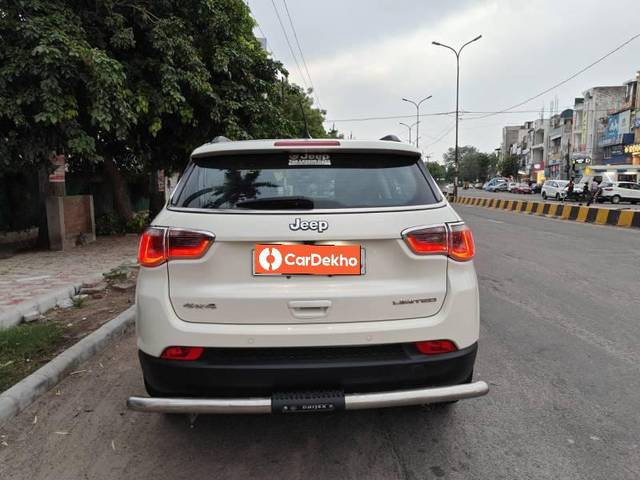 https://images10.gaadi.com/usedcar_image/3570567/original/processed_fa3f0f2f-0dd4-45e4-94bc-2c8adc3aef68.jpg?imwidth=6402