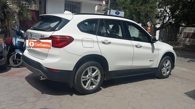 https://images10.gaadi.com/usedcar_image/3570706/original/processed_usedcar_16_5701694263391_1694263420.jpeg?imwidth=6401