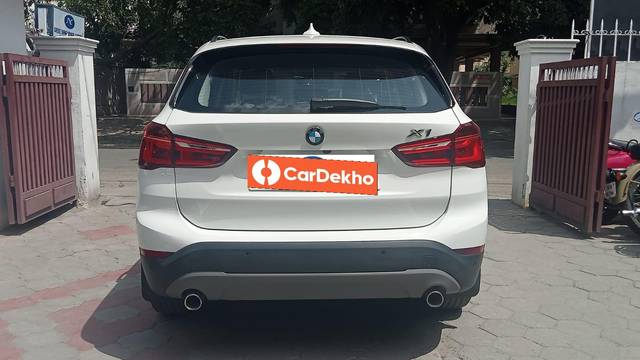 https://images10.gaadi.com/usedcar_image/3570706/original/processed_usedcar_17_5701694263391_1694263420.jpeg?imwidth=6402