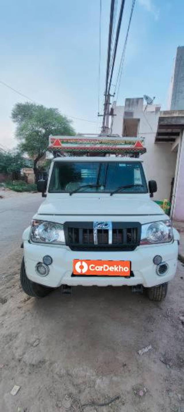https://images10.gaadi.com/usedcar_image/3570773/original/processed_7ee8d66c-a1d1-4255-8eeb-05264a7e1f46.jpeg?imwidth=6400