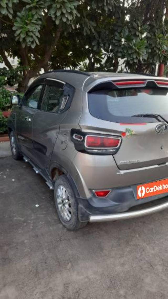https://images10.gaadi.com/usedcar_image/3570881/original/processed_586204f0-2b95-4416-8c90-eb26f2a184ac.jpg?imwidth=6402