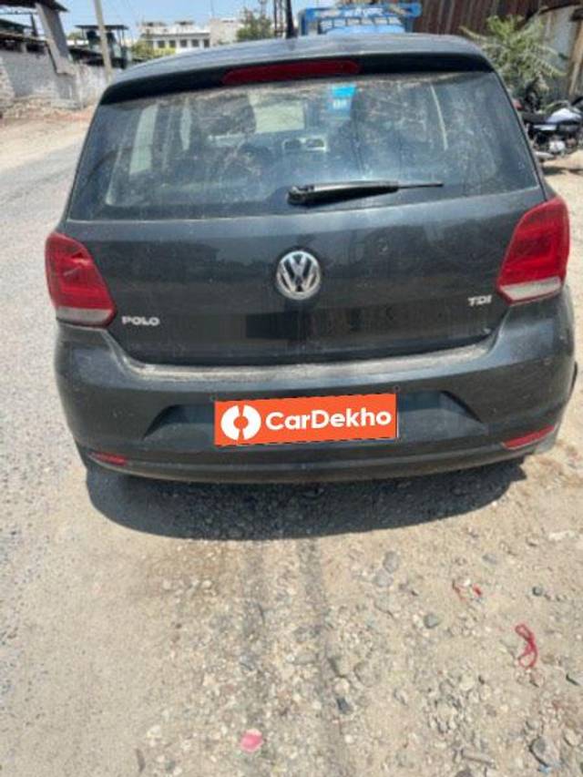 https://images10.gaadi.com/usedcar_image/3570901/original/processed_e21a1112-1d43-4809-87f1-2b2aa626dd8d.jpeg?imwidth=6401