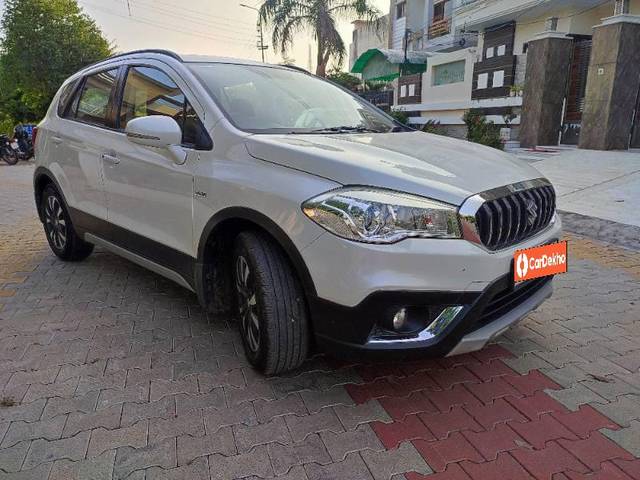 https://images10.gaadi.com/usedcar_image/3570918/original/processed_475d0fb0-deb8-4058-99ec-9a22c753d1a1.jpg?imwidth=6400