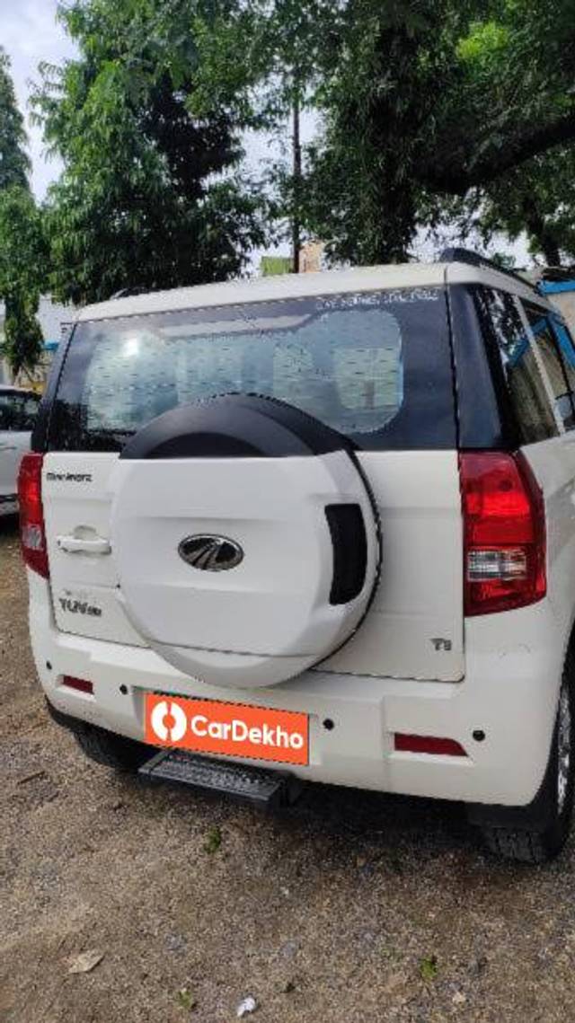 https://images10.gaadi.com/usedcar_image/3570948/original/processed_90645a84-4d08-4976-96a8-331b11de7240.jpg?imwidth=6402