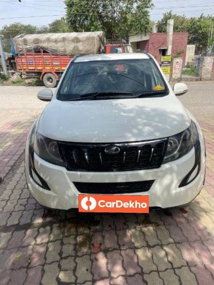 Mahindra XUV500 AT W6 2WD Mahindra XUV500 AT W6 2WD