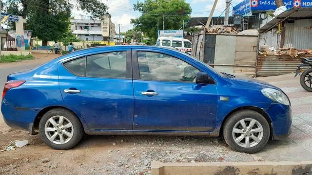 https://images10.gaadi.com/usedcar_image/3571044/original/processed_af71c70b-8fd7-4e07-9485-cf908e278edd.jpg?imwidth=6401