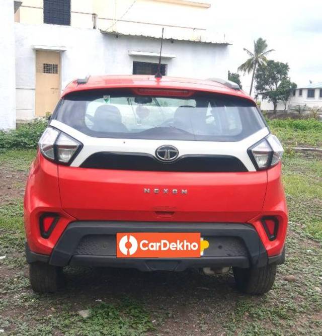 https://images10.gaadi.com/usedcar_image/3571108/original/processed_0cef68b1-01ea-4bd5-b1a7-d9f4455deec0.jpg?imwidth=6402