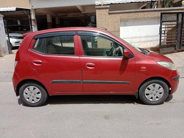 https://images10.gaadi.com/usedcar_image/3571141/original/processed_img2866610__used_car_2866610_1694327269.jpg?imwidth=6401