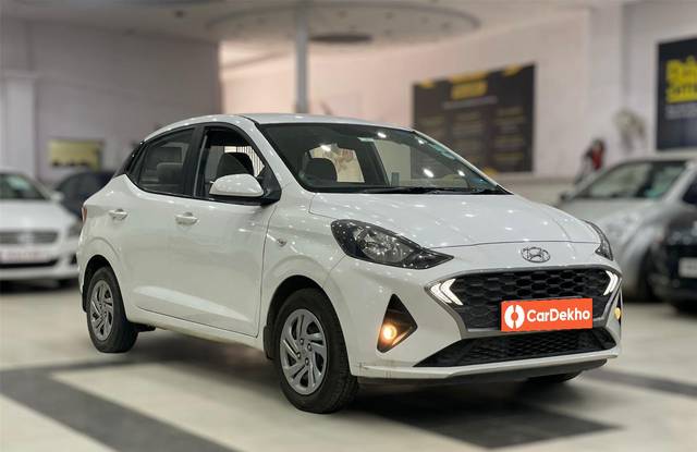 https://images10.gaadi.com/usedcar_image/3571220/original/processed_img2866659__used_car_2866659_1694330539.jpg?imwidth=6400
