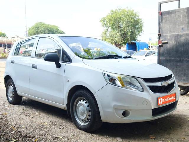 https://images10.gaadi.com/usedcar_image/3571449/original/processed_img2866826__used_car_2866826_1694340230.jpg?imwidth=6400