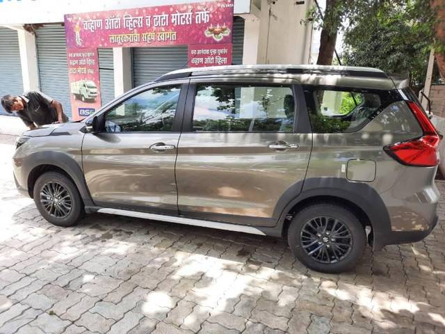 https://images10.gaadi.com/usedcar_image/3571600/original/processed_ab58a1ab-a167-4f7c-aac0-f61f8448690f.jpg?imwidth=6401