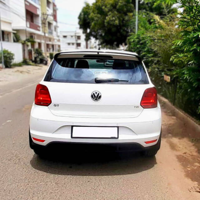 https://images10.gaadi.com/usedcar_image/3571611/original/processed_usedcar_10_639631694346331_1694346523.png?imwidth=6402