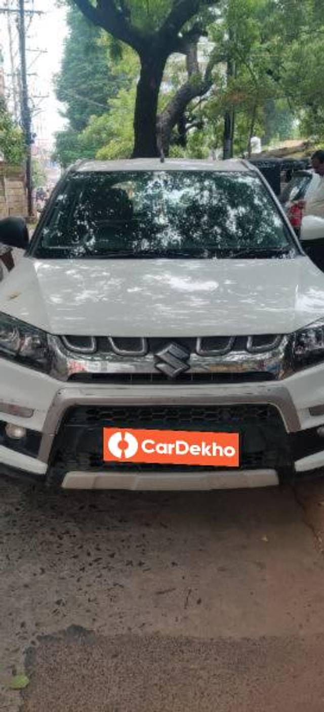 https://images10.gaadi.com/usedcar_image/3572038/original/processed_b1c7502c-30bb-4d3f-aa60-9f430c9d90a2.jpg?imwidth=6400
