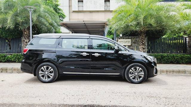 https://images10.gaadi.com/usedcar_image/3572067/original/processed_usedcar_whatsappimage2023_09_11at105937am_68231694410435_1694410445.jpeg?imwidth=6401