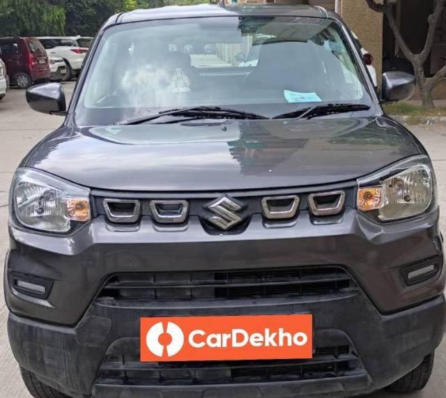 https://images10.gaadi.com/usedcar_image/3572097/original/processed_112d2595-9333-47d2-8c9f-59e6cb5bfddd.jpeg?imwidth=6400