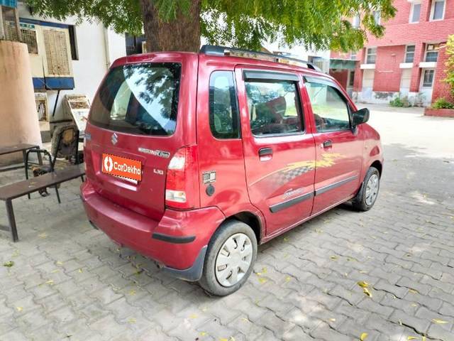 https://images10.gaadi.com/usedcar_image/3572186/original/processed_ea909045-3b06-41b8-93f4-110012585c46.jpg?imwidth=6401