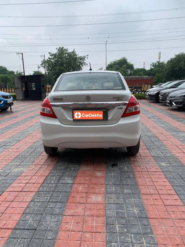 https://images10.gaadi.com/usedcar_image/3572207/original/processed_img2867204__used_car_2867204_1694415372.jpg?imwidth=6402
