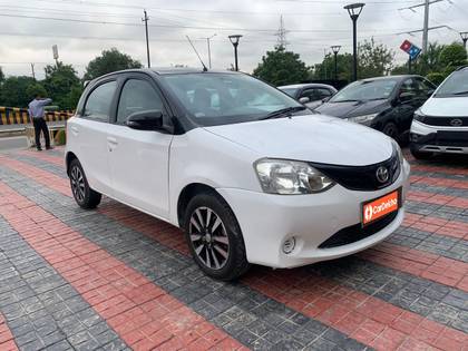 Toyota Etios Liva 1.2 VX Dual Tone Toyota Etios Liva 1.2 VX Dual Tone