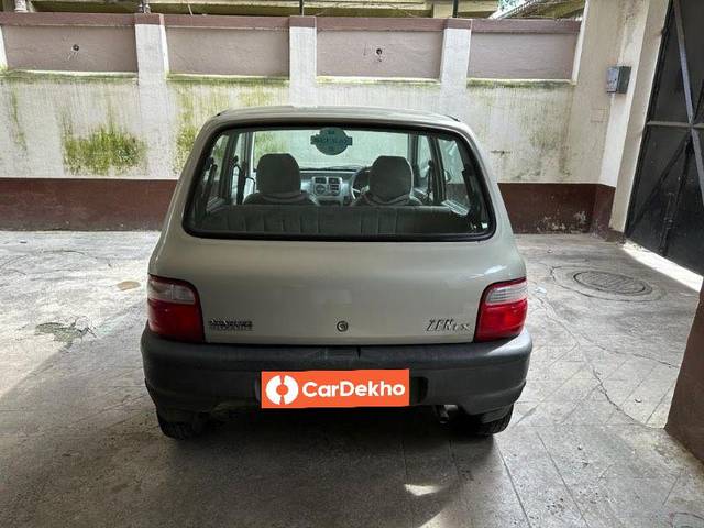 https://images10.gaadi.com/usedcar_image/3572432/original/processed_b88ab2df-d700-4a1d-a43b-ce2ad561a8d2.jpeg?imwidth=6402