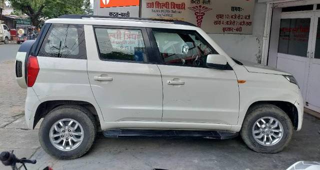 https://images10.gaadi.com/usedcar_image/3572891/original/processed_785e3318-4cd5-4eda-9678-7e54d5bc8f6c.jpg?imwidth=6401