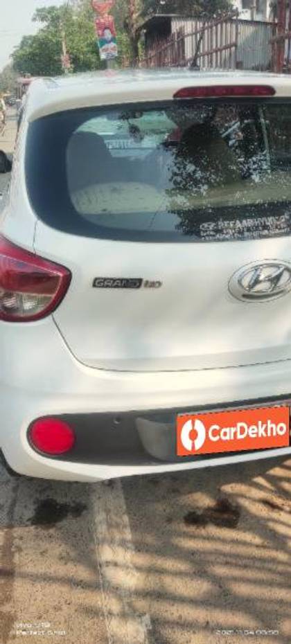 Hyundai i10 Sportz 1.1L Hyundai i10 Sportz 1.1L