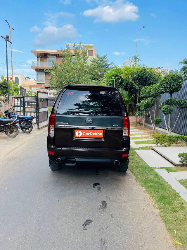 https://images10.gaadi.com/usedcar_image/3573034/original/processed_img2867677__used_car_2867677_1694491573.jpg?imwidth=6402