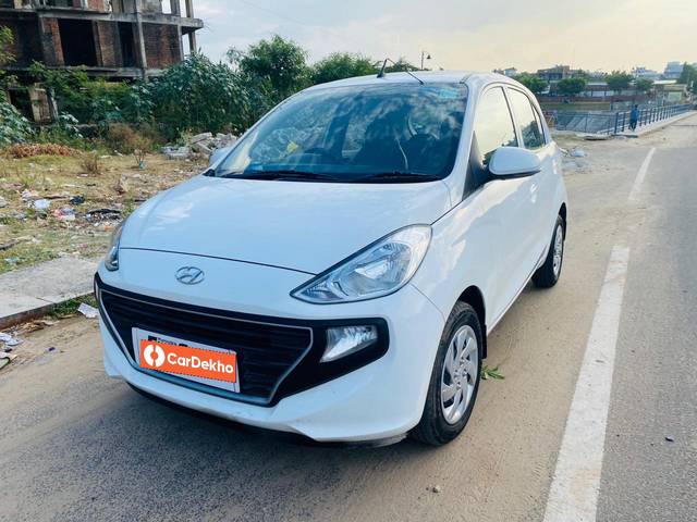 https://images10.gaadi.com/usedcar_image/3573311/original/processed_usedcar_whatsappimage2023_09_11at55730pm_9301694504180_1694504208.jpeg?imwidth=6400