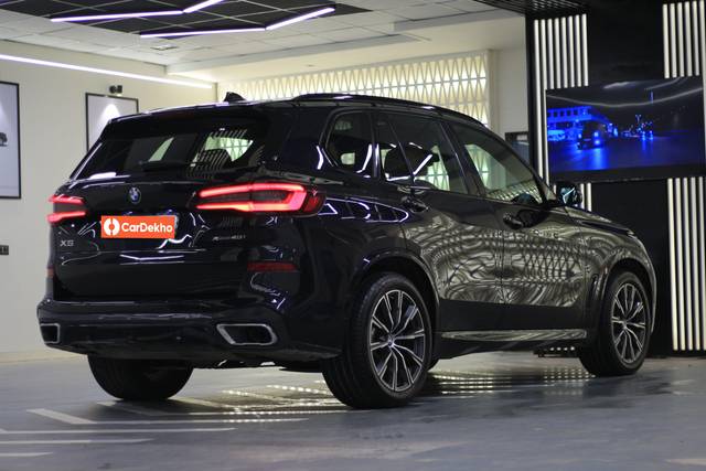 https://images10.gaadi.com/usedcar_image/3573380/original/processed_usedcar_img_5123_257331694506970_1694507067.JPG?imwidth=6402