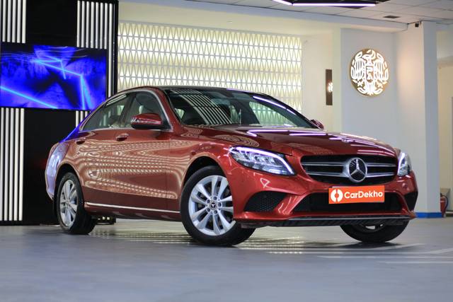 https://images10.gaadi.com/usedcar_image/3573411/original/processed_usedcar_img_5232_257331694508042_1694508133.JPG?imwidth=6401
