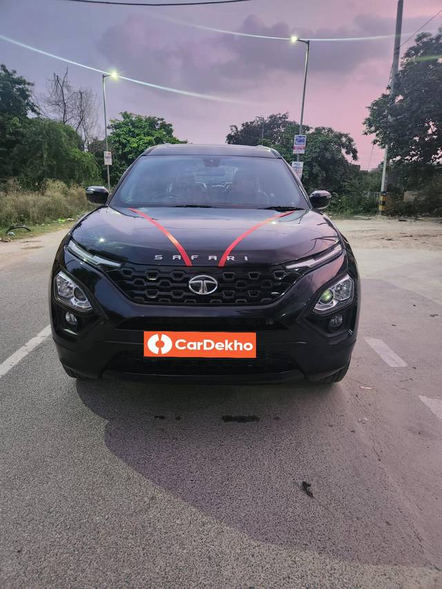 https://images10.gaadi.com/usedcar_image/3573592/original/processed_img2868054__used_car_2868054_1694514966.jpg?imwidth=6400