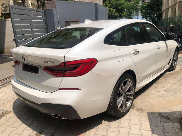 https://images10.gaadi.com/usedcar_image/3573743/original/processed_img2868164__used_car_2868164_1695454167.jpg?imwidth=6401