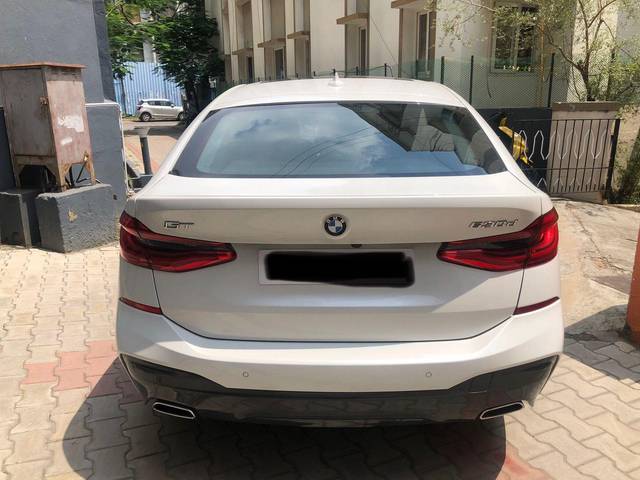 https://images10.gaadi.com/usedcar_image/3573743/original/processed_img2868164__used_car_2868164_1695454168.jpg?imwidth=6402
