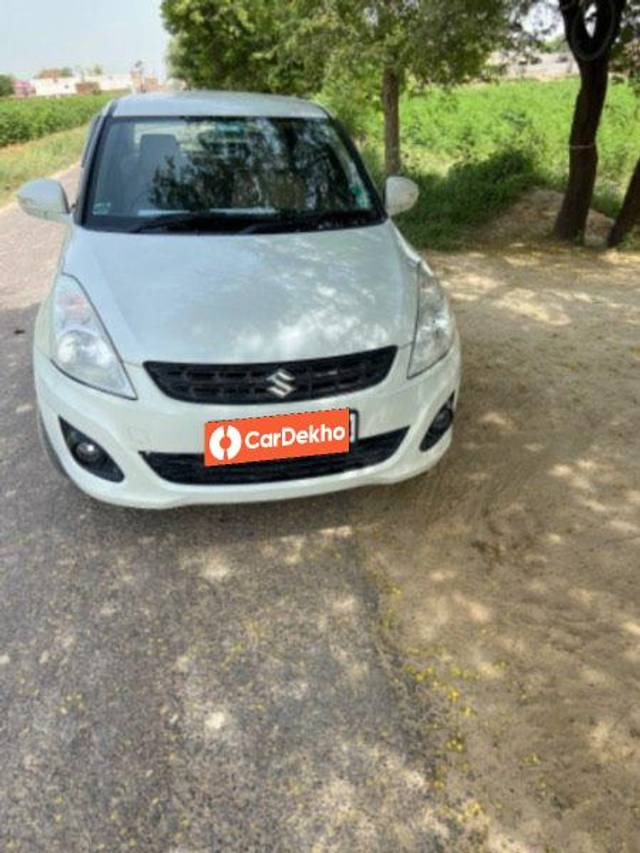 https://images10.gaadi.com/usedcar_image/3573988/original/processed_5afbcabb-64f2-4207-b43a-c9d2a0f7dba8.jpeg?imwidth=6400