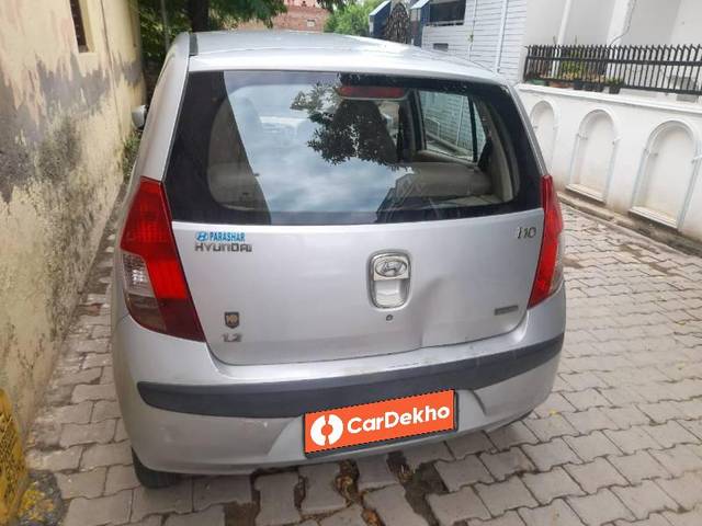 https://images10.gaadi.com/usedcar_image/3574030/original/processed_d6710a29-b32f-479a-bfc1-6ae7eea0c67b.jpeg?imwidth=6402