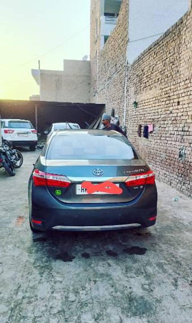 https://images10.gaadi.com/usedcar_image/3574178/original/processed_d53f2783-8147-415f-bd7b-20a82d139b99.jpg?imwidth=6401