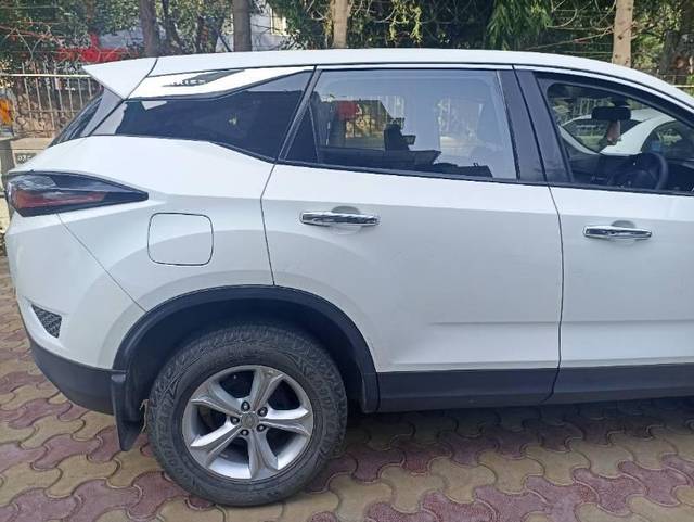 https://images10.gaadi.com/usedcar_image/3574253/original/processed_999bcbfe-19a2-4c4a-84b8-ee70a82b8479.jpg?imwidth=6402
