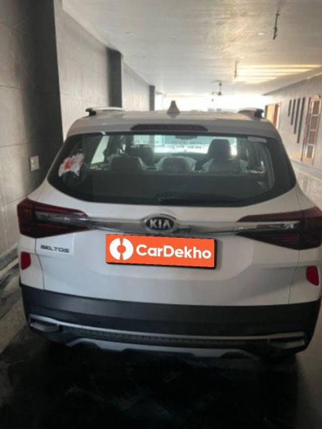 https://images10.gaadi.com/usedcar_image/3574355/original/processed_44e87dbd-b400-4d54-9d56-32b29c7488a8.jpeg?imwidth=6402