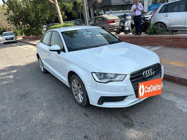 https://images10.gaadi.com/usedcar_image/3574361/original/processed_913ad854-e437-40b8-9a7c-e8c9ed547004.jpeg?imwidth=6400