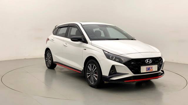 https://images10.gaadi.com/usedcar_image/3574373/original/usedcar_43_770001694589738_1694589937.jpg?imwidth=6400