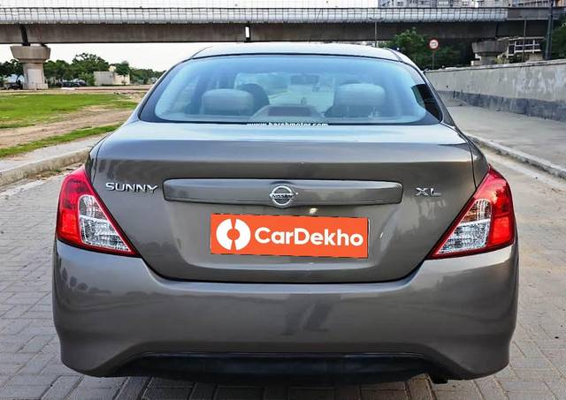 https://images10.gaadi.com/usedcar_image/3574615/original/processed_usedcar_img_20230713_wa0046_2868690_1694599231.jpg?imwidth=6402