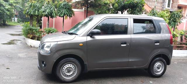 https://images10.gaadi.com/usedcar_image/3574622/original/processed_img2868694__used_car_2868694_1694599706.jpg?imwidth=6400