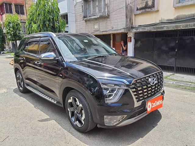 https://images10.gaadi.com/usedcar_image/3574687/original/processed_img2868749__used_car_2868749_1694602006.jpg?imwidth=6400