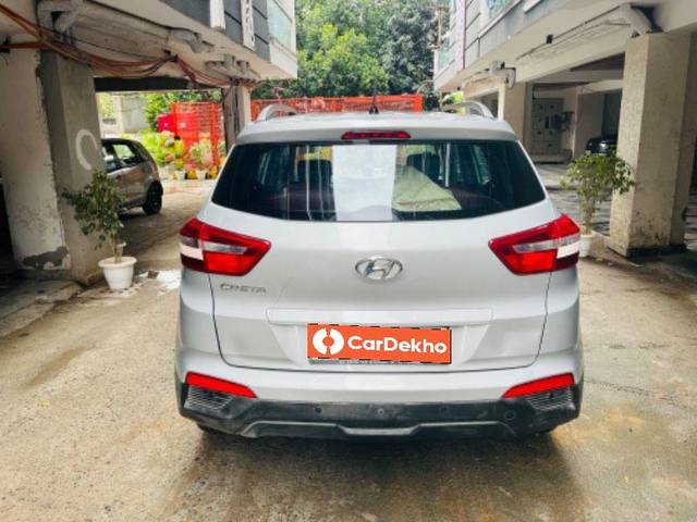 https://images10.gaadi.com/usedcar_image/3574733/original/processed_3ff0d496-db7b-4ea0-8d37-a3eb599cf4cc.jpeg?imwidth=6402