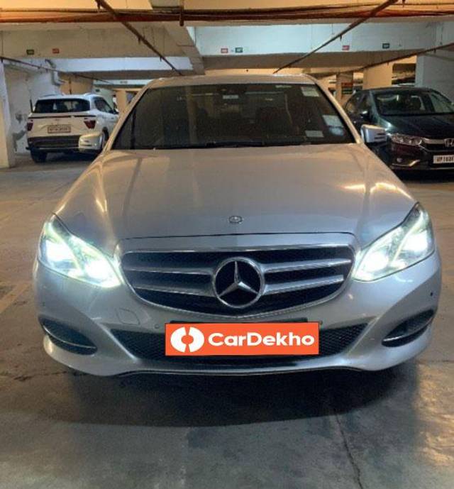 https://images10.gaadi.com/usedcar_image/3574915/original/processed_e4ad7f01-399d-440d-b4d6-973dd54ed4c9.jpg?imwidth=6400