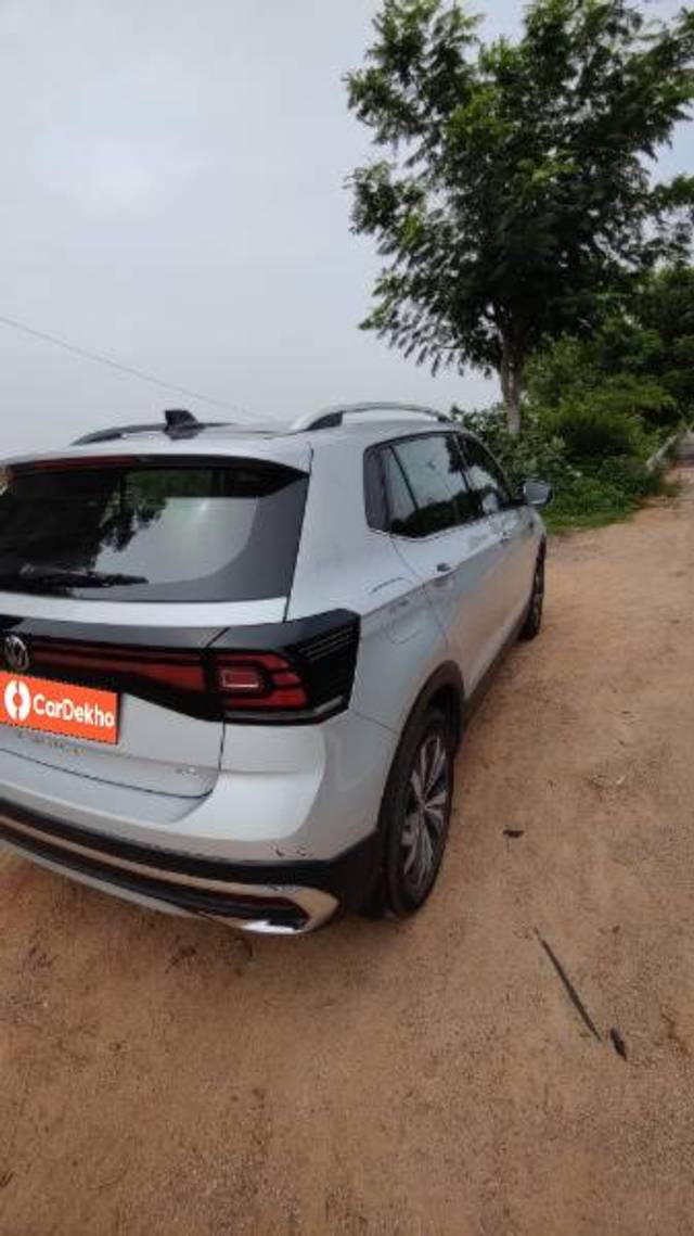 https://images10.gaadi.com/usedcar_image/3575334/original/processed_4cfb1a7c-cf19-4611-adb3-5aa7dbdb7963.jpg?imwidth=6402