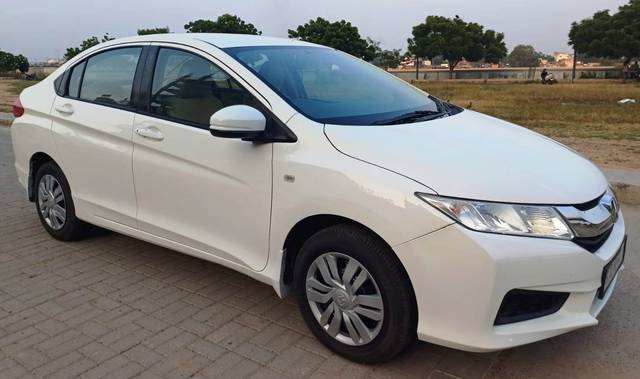 https://images10.gaadi.com/usedcar_image/3575410/original/usedcar_img_20230913_wa0009_7201694671952_1694671972.jpg?imwidth=6400